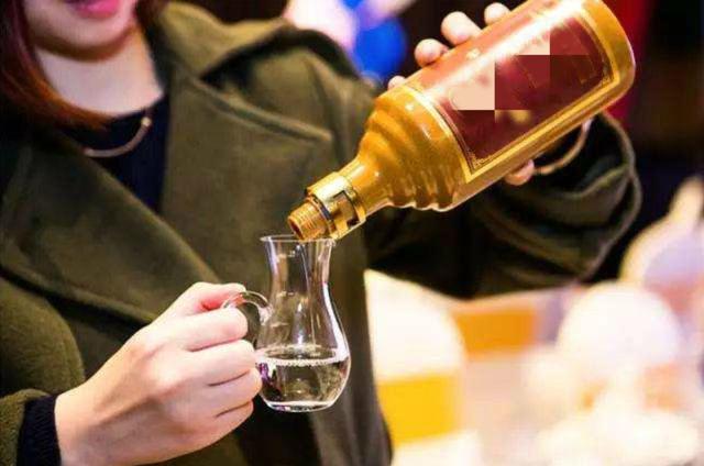 会喝酒怎么能不懂酒?看看5个白酒冷知识,酒场老手也要了解