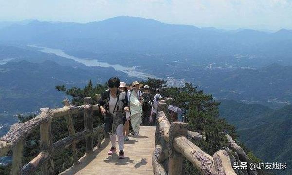 中国唯一“零差评”景点,两省交界处,一票可玩2天
