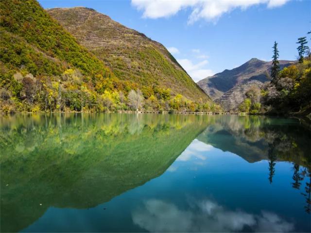甘肃又一景点走红,比甘南原始,比九寨还美,庆幸未商业化
