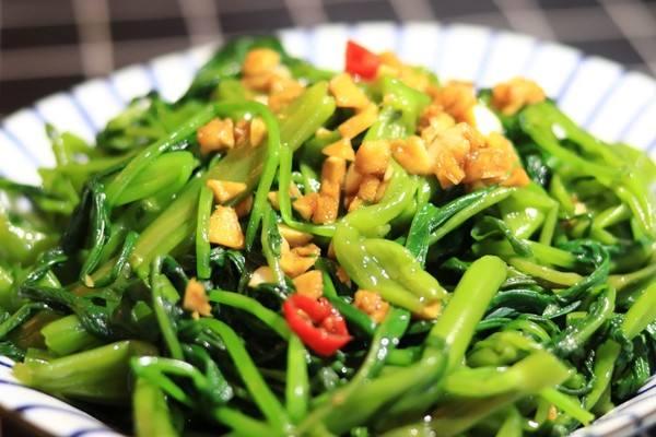 夏季多吃这菜,可口入味十分下饭,让皮肤变得细腻水灵