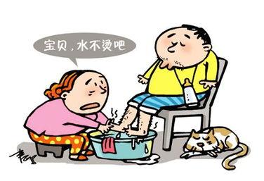 女儿当众扇母亲耳光,遭路人踹倒群众连声叫好,为什么孩子不孝顺