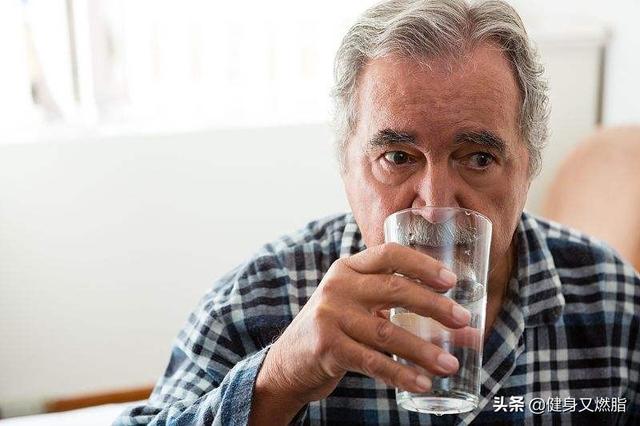对于老年人来说,想要健康健身,就必须要注意这两点