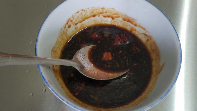 鸡肉不要炒着吃,教你一道广东南乳蒸鸡,简单美味,太香了