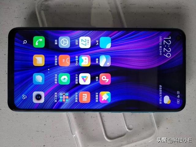 小米良心出品,5020mAh+128GB+4800万四摄,4G新机仅999元
