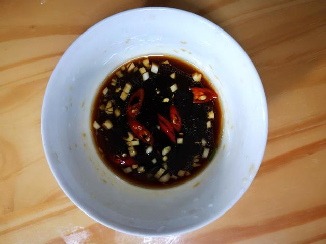 花椒牛腱拌黄瓜,饭店里一盘68元,自己做只要38元,步骤全教给你