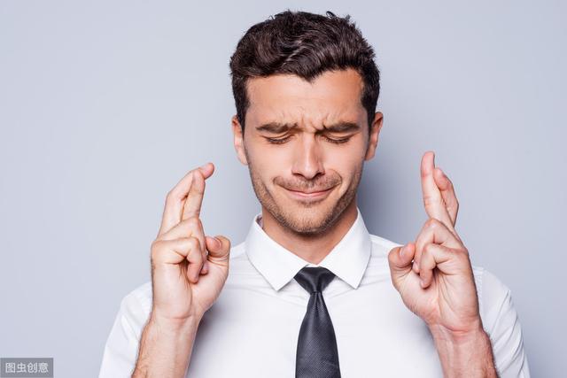 一吃饭就满头大汗?不是排毒,也不是热的,或是这4种原因