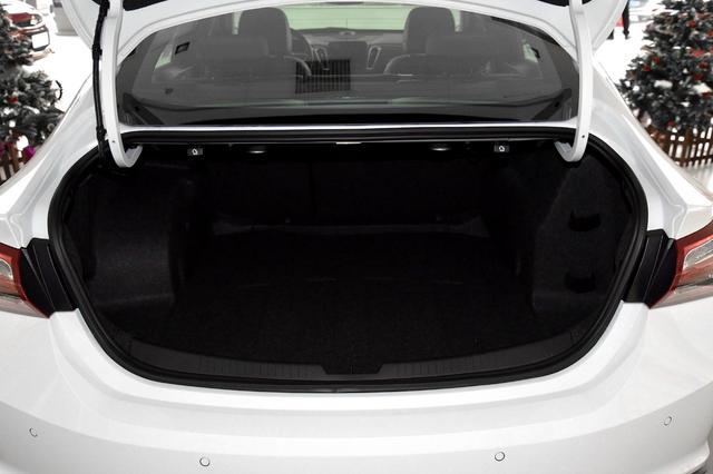 2.0T+9AT,雪佛兰迈锐宝XL是否值得买?