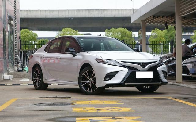 预算只有20万,懂车的都绕不开这3款B级车,第一款4月卖近1.9万辆