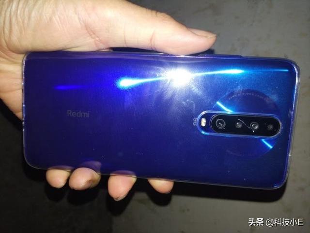 雷军给力十足,最便宜5G手机仅1399元,还有120Hz高刷新率+IMX686
