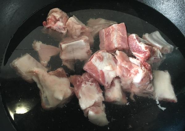 夏天,湿气重的人应该常喝它,一种两次腰不酸,面色红润体质好
