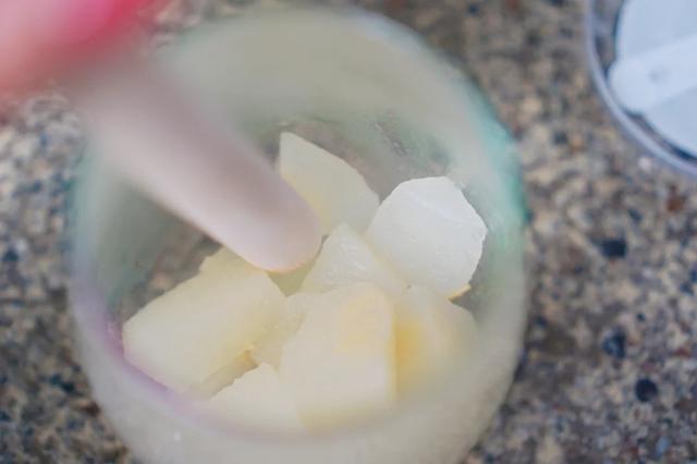 夏天适合喝什么花茶?这五种花茶清热去火解暑气,简直居家必备