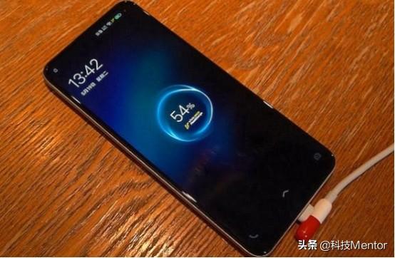 同为144Hz的两部iQOO,一部2198,一部2698怎么选?