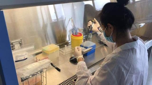 白开水放凉后堪比“慢性毒药”?通过小实验告诉你,到底能不能喝