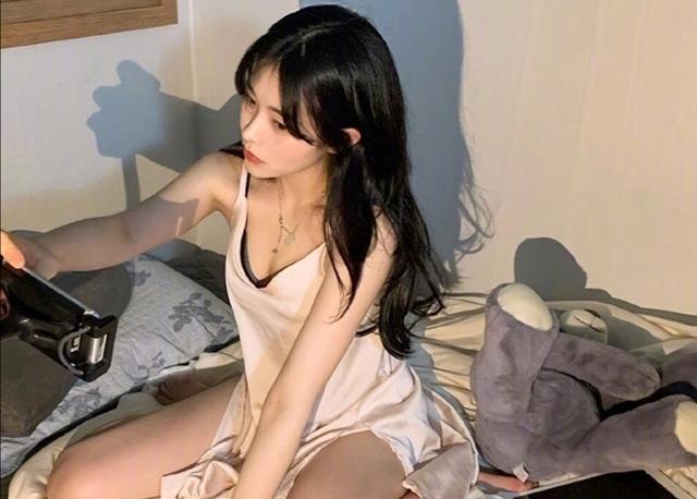 睡前的5个习惯,会让脸越来越丑,第二天醒来皮肤还会很粗糙