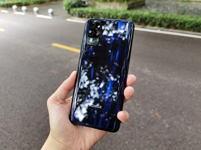 荣耀Play4 Pro真机上手,憋了一肚子心里话,不吐不快