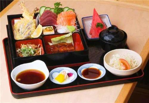 日本普通家庭的一日三餐,看完后终于明白,日本为啥没有胖子了