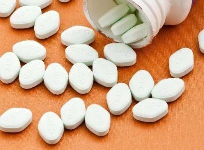 预防新冠病毒,补充维生素C有效果吗?医生:或出现相反结果