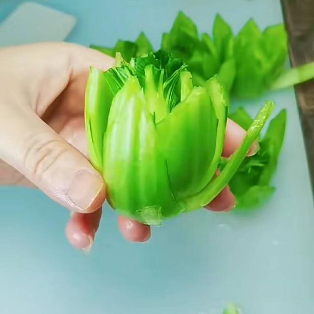 春天最该吃的一道菜,简单蒸一蒸,好看又好吃,营养全面不上火