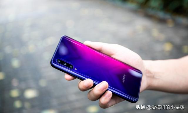 华为再次发力,麒麟810+真全面屏+4800万三摄,从2199到1399