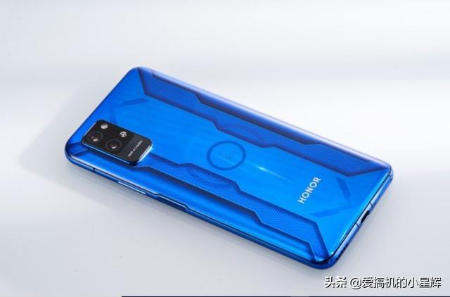 刷新价格跳水速度!华为麒麟990新机发售4天跳水200元