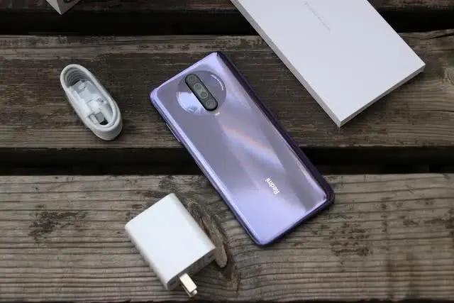 5月份刚上市,如今降至1599元,双模5G+6400万四摄