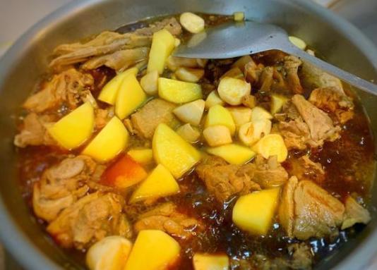 夏天来上一道啤酒鸭,保证你食欲得到满足,还能养生