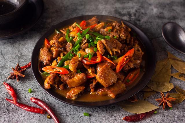 夏天来上一道啤酒鸭,保证你食欲得到满足,还能养生