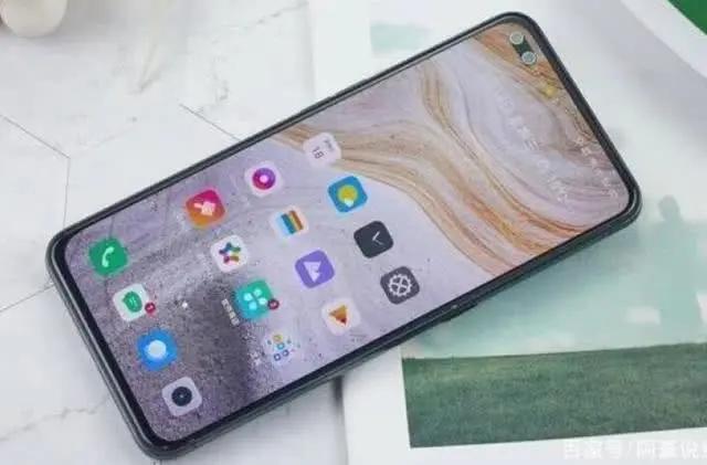 又一款双模5G跌至1399元,120Hz屏+6400万四摄,杨紫代言