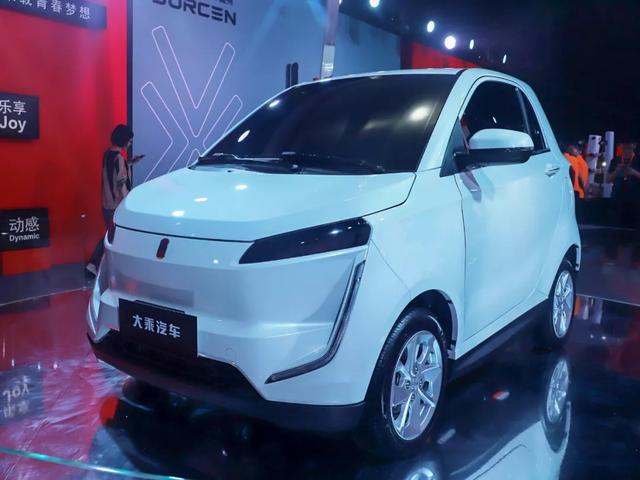 厉害了!中国又一新的汽车品牌诞生、3款车型亮相