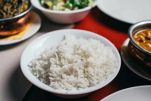 中国人10大不良饮食习惯,其中2条跟茶有关