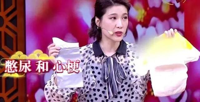 老年人外出少做这两件事,心梗风险将大大减少!身上常带这些更安全