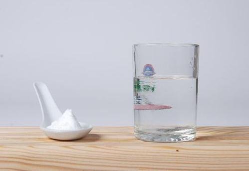 夏天喝水小心“水中毒”,注意这3种方式,让你有效补水远离危害