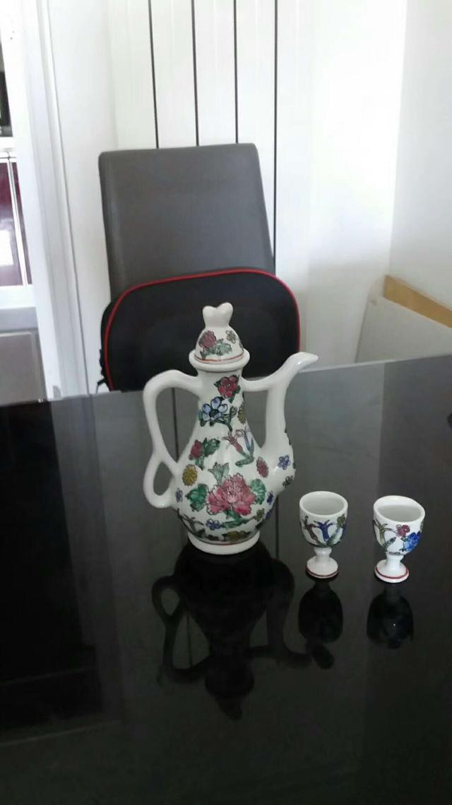 同样是饮酒,温热而饮与直接喝冷酒完全是两种境界