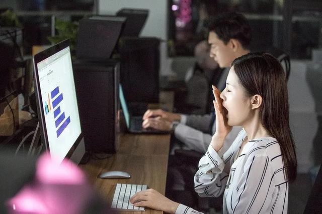 别熬了!警惕熬夜的十大危害 经常熬夜怎么调理(附补救方法)