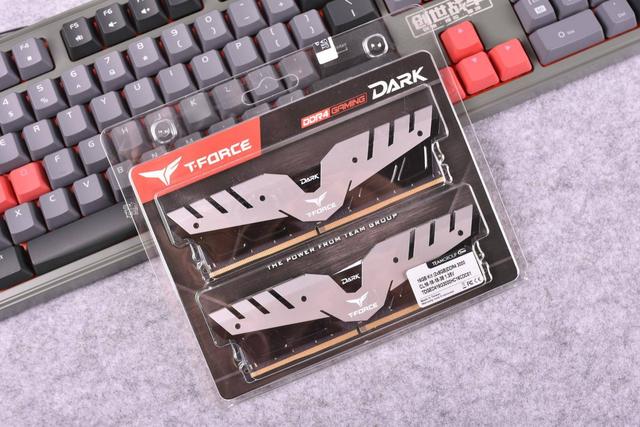 十铨火神32GB×2套装内存评测,内容创作者福音,大容量才是王道