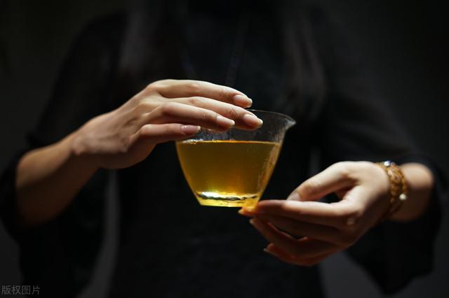 喝茶影响睡眠,茶表示不背这个黑锅