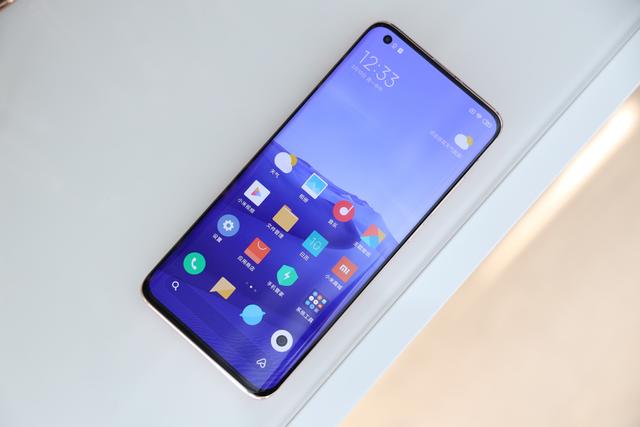 5G手机低至1299,骁龙865不到两千,六一八各价位真香手机盘点