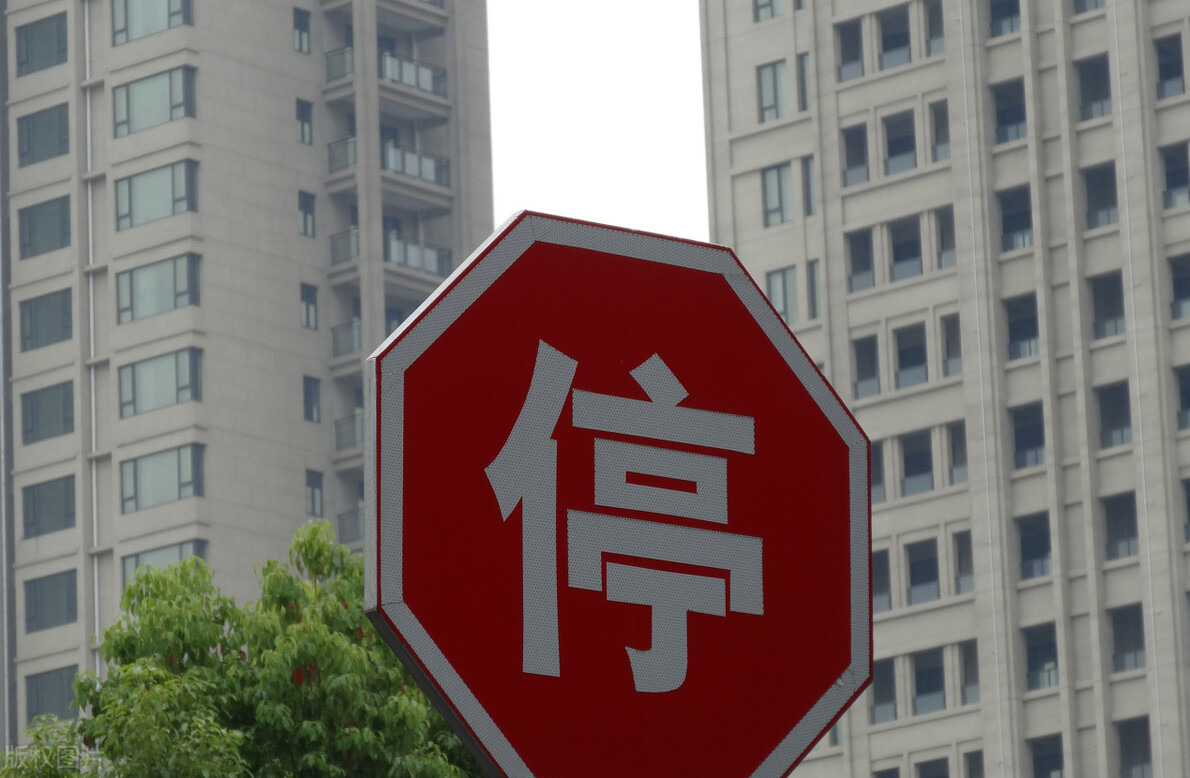 5年后,房价还要再翻一番?经济学家:房价重返5年前水平才合理