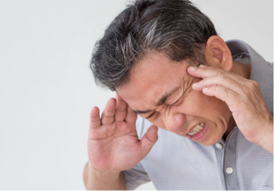 高血压患者注意:这4类食物是“加压泵”,若不忌口,血压难平稳