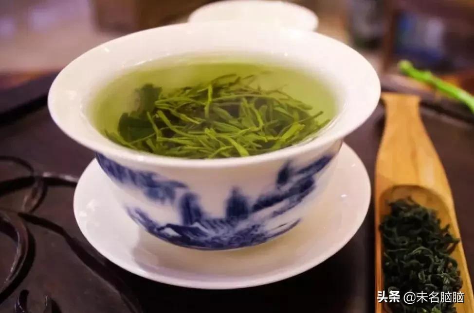 科学证明:这2种食物一起吃,能缓解老年痴呆症状