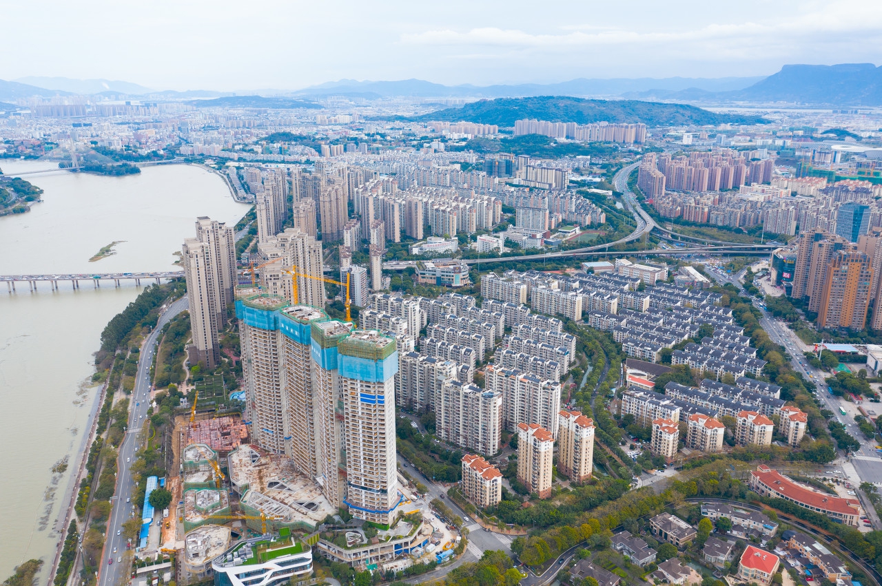 武汉房价又跌了,九万炒房客被套武汉楼市,12月武汉房价出炉