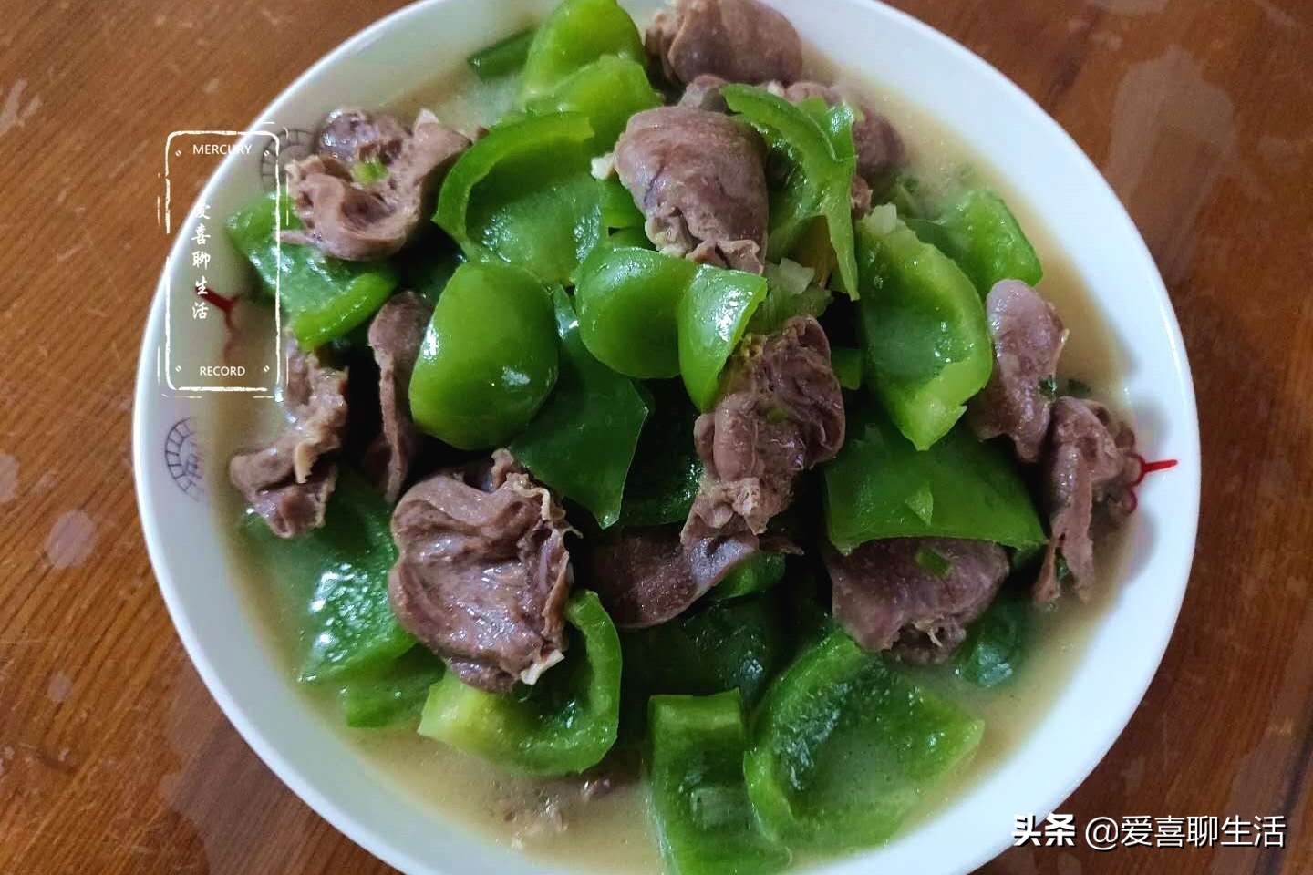 这菜很多人爱吃不爱买,只因不好弄,5块炒一盘,鲜嫩脆爽人人爱