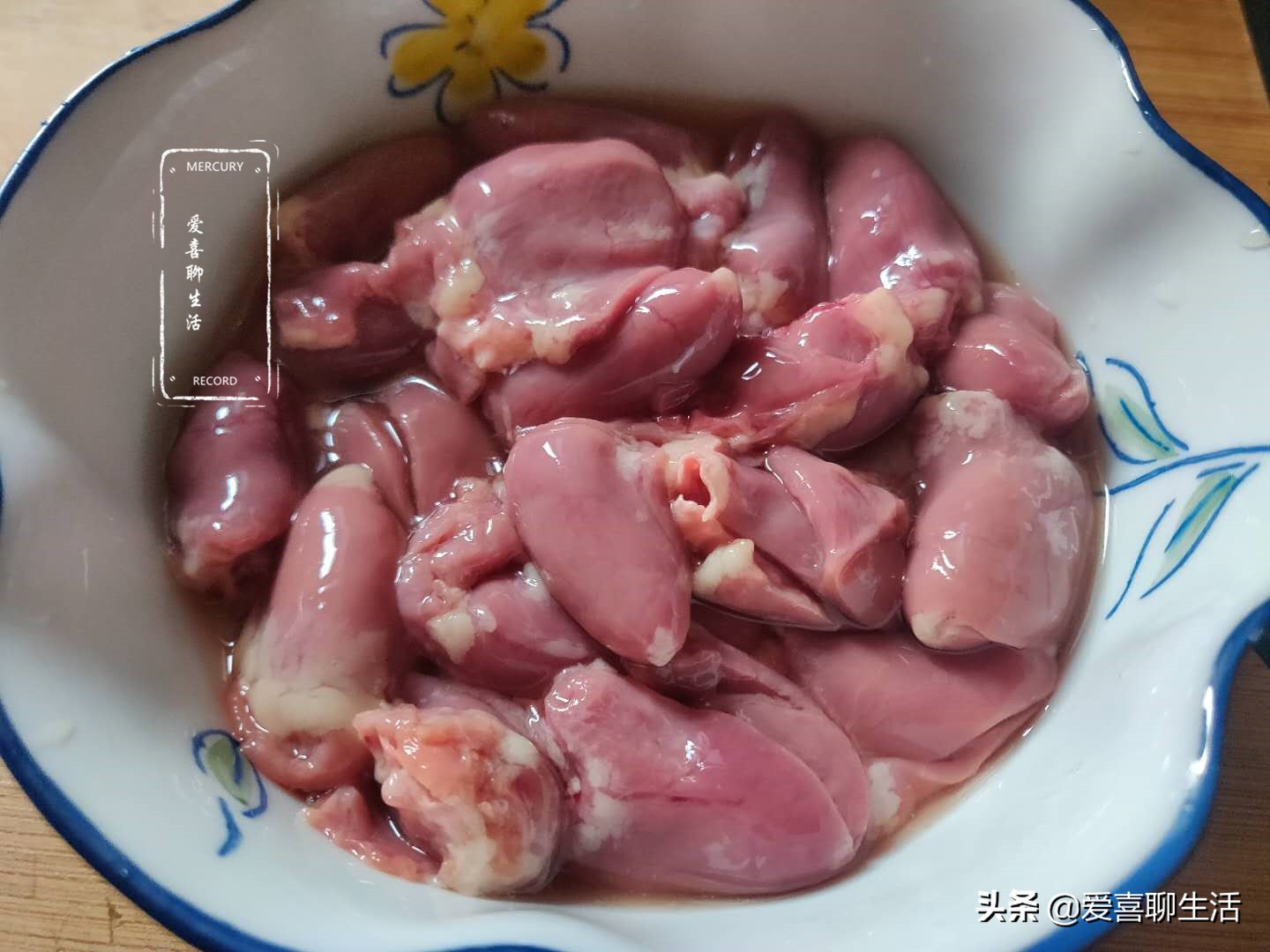 这菜很多人爱吃不爱买,只因不好弄,5块炒一盘,鲜嫩脆爽人人爱