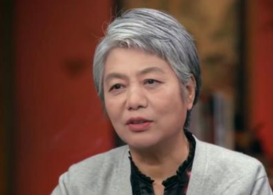 李玫瑾:孩子不想读书时,就带他到这3个地方转转,比打骂更有效