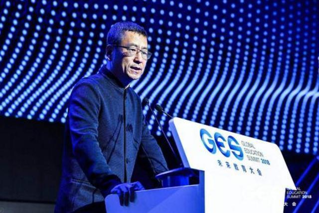 白岩松:情商比智商更重要,家长常唠叨这3句话,孩子情商低不了