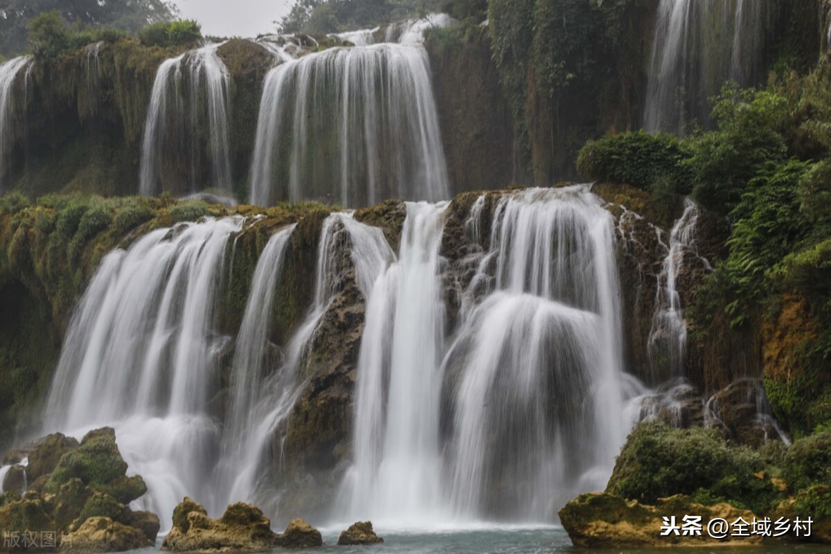 广西旅游景点，除桂林山水，推荐德天瀑布、龙脊梯田和涠洲岛