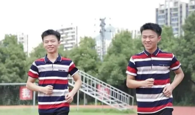 穷人家老农民,孩子考入清华北大:家庭教育34条新规,值得推荐