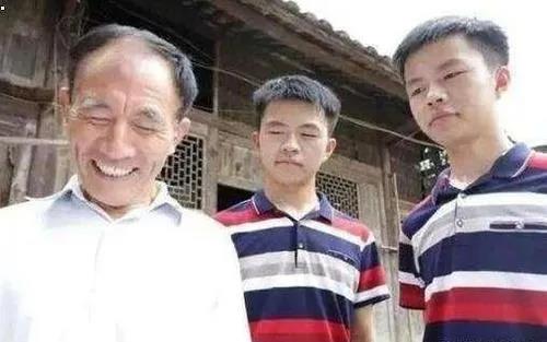 穷人家老农民,孩子考入清华北大:家庭教育34条新规,值得推荐