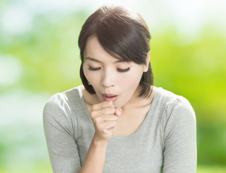 冬季经常咳嗽需要养肺,多吃3种食物,润肺止咳化痰,喉咙也舒服