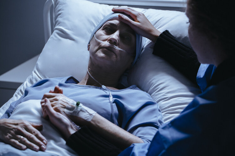 癌症患者:让我死吧,真的太痛了!癌症到了最后,只能活活痛死?